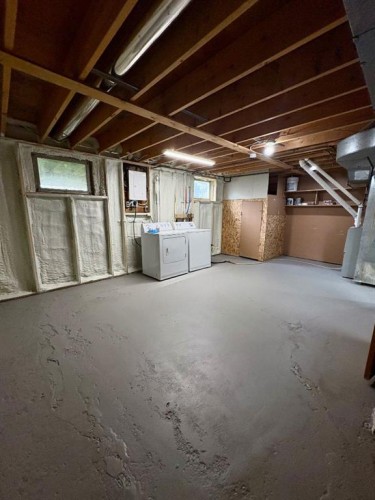 45 3 Avenue, Tilley, AB - Indoor Photo Showing Basement