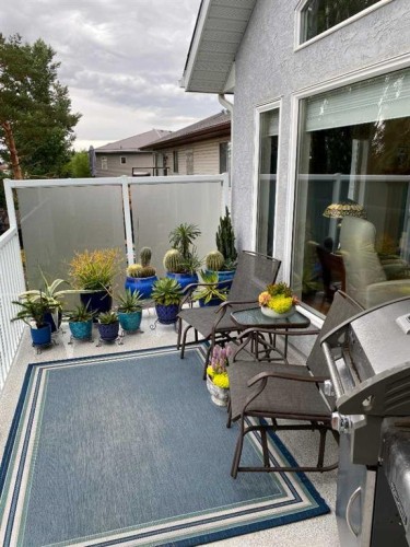 79 Park Place West, Brooks, AB - Outdoor