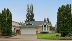 28 Parkland Place EAST Brooks, AB T1R 0M3