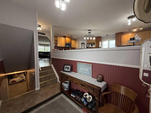 502 Fox Lake Trail, Hanna, AB - Indoor