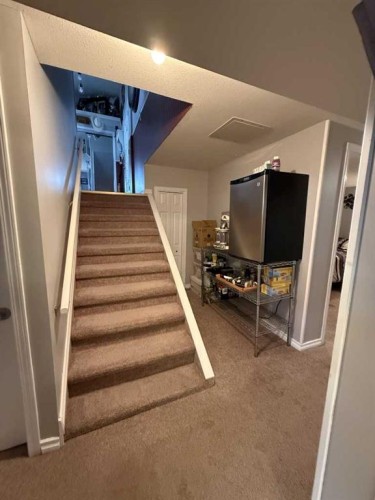 502 Fox Lake Trail, Hanna, AB - Indoor Photo Showing Other Room