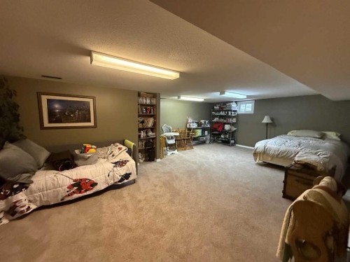 502 Fox Lake Trail, Hanna, AB - Indoor