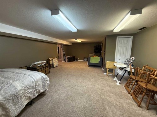 502 Fox Lake Trail, Hanna, AB - Indoor