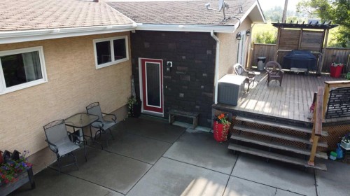 502 Fox Lake Trail, Hanna, AB - Outdoor With Exterior