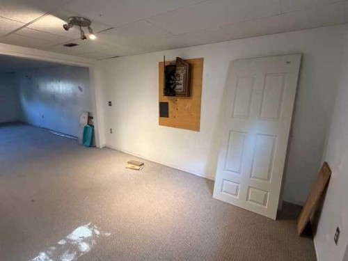 10 Main Street, Munson, AB - Indoor Photo Showing Other Room