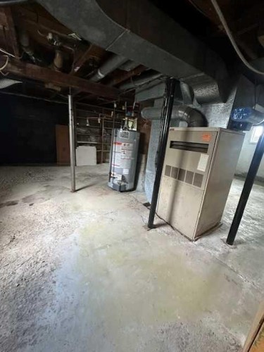 406 Fox Lake Trail, Hanna, AB - Indoor Photo Showing Basement
