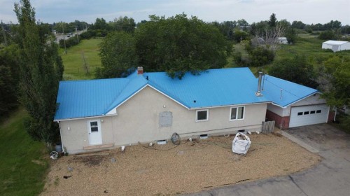 406 Fox Lake Trail, Hanna, AB - Outdoor