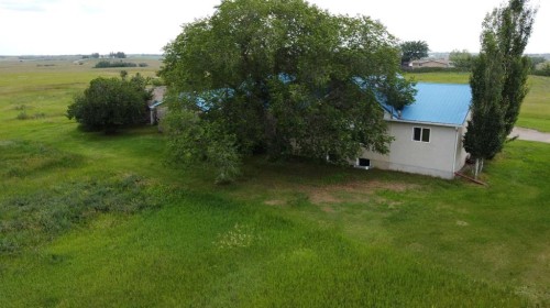 406 Fox Lake Trail, Hanna, AB - Outdoor