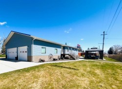 402 5 Avenue EAST Oyen, AB T0J 2J0