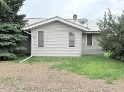 15 1 Avenue EAST Acadia Valley, AB T0J 0A0