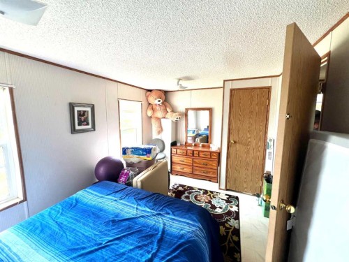 163078 Twp Rd 232, Gem, AB - Indoor Photo Showing Bedroom