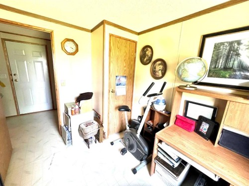 163078 Twp Rd 232, Gem, AB - Indoor Photo Showing Other Room