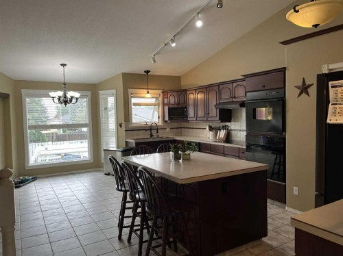 3930 Harmony Place, Taber, AB - Indoor