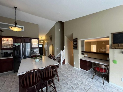 3930 Harmony Place, Taber, AB - Indoor