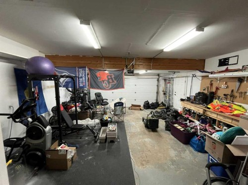 3930 Harmony Place, Taber, AB - Indoor