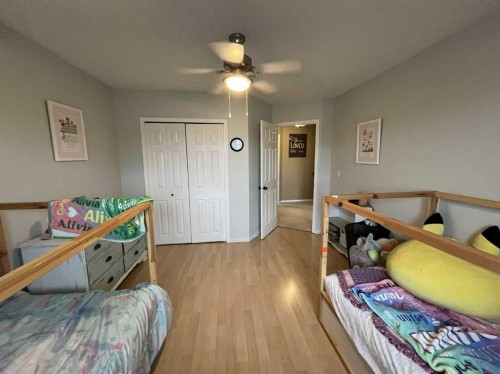 3930 Harmony Place, Taber, AB - Indoor Photo Showing Bedroom