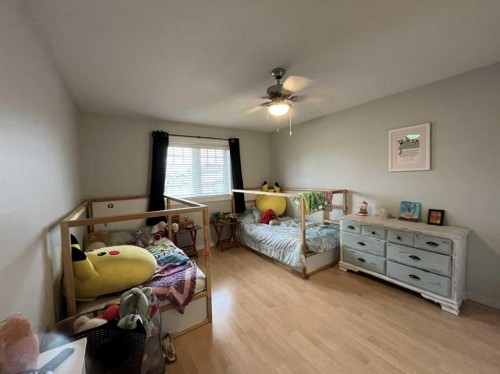 3930 Harmony Place, Taber, AB - Indoor Photo Showing Bedroom