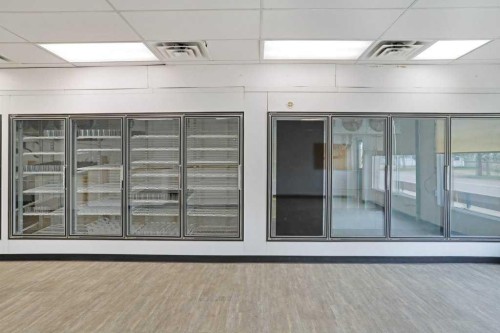 135 Young Road, Brooks, AB 