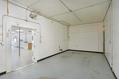 135 Young Road, Brooks, AB 