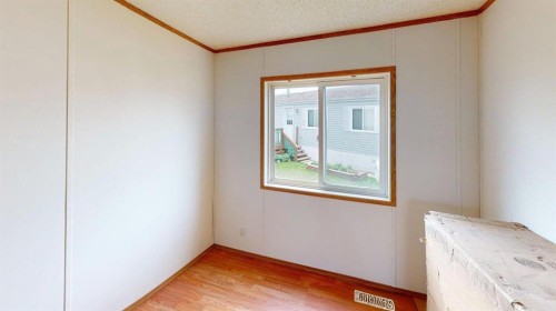 105 Meadowlake Close East, Brooks, AB - Indoor Photo Showing Other Room
