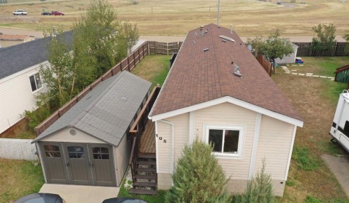 105 Meadowlake Close EAST Brooks, AB T1R 1G1