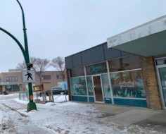 406 13 Street NORTH Lethbridge, AB T1H 2S2