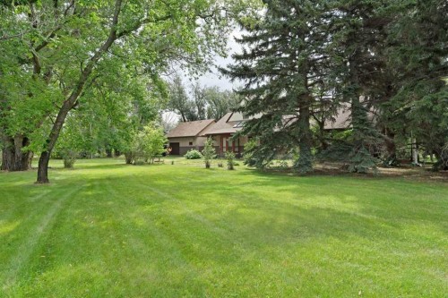 1024 Cassils Road West, Brooks, AB - Outdoor