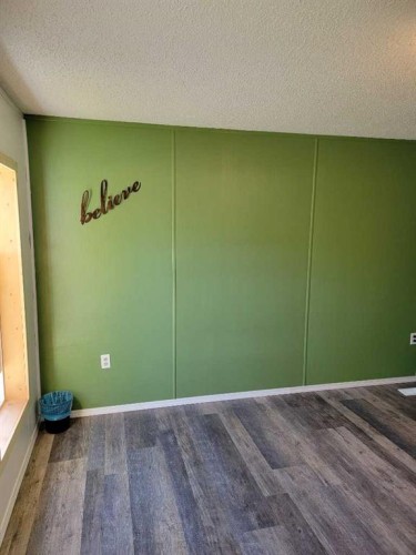 4447 Park Crescent, Coronation, AB - Indoor Photo Showing Other Room