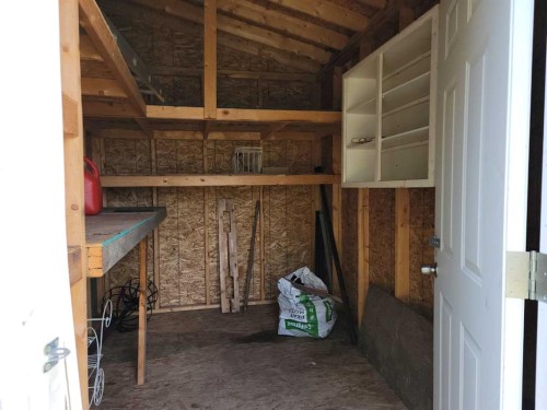 4447 Park Crescent, Coronation, AB - Indoor