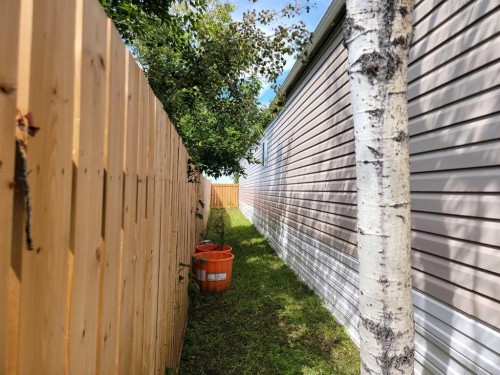 4447 Park Crescent, Coronation, AB - 