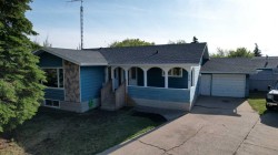 316 Nill Place  Hanna, AB T0J 1P0