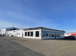 Bay 1 and Bay 2-6207 46 Street  Olds, AB T4H 1L7