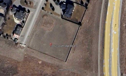 3002 Southridge Boulevard South, Lethbridge, AB 