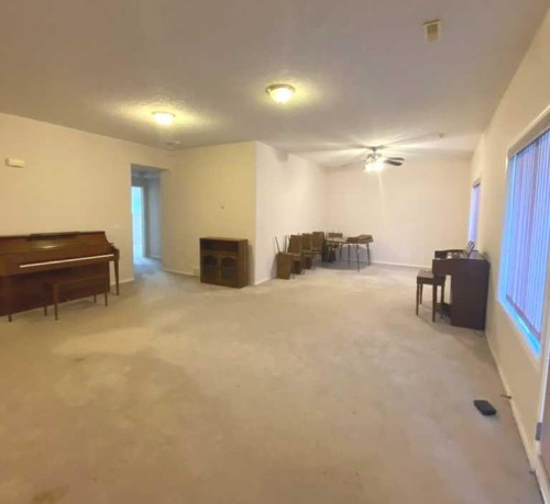 71 Park Place, Brooks, AB - Indoor Photo Showing Other Room