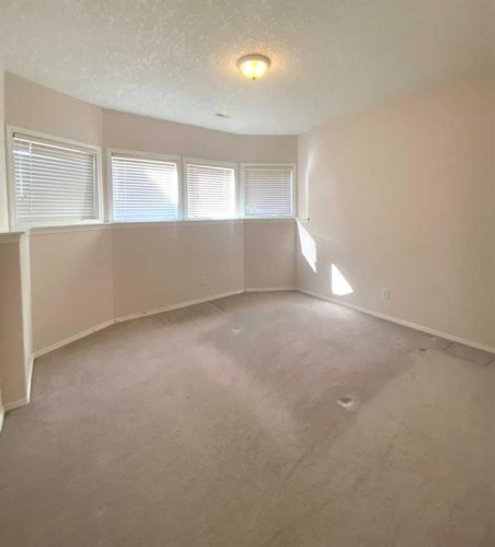 71 Park Place, Brooks, AB - Indoor