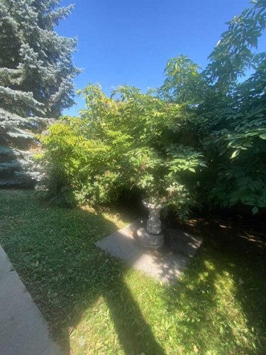 71 Park Place, Brooks, AB - Outdoor