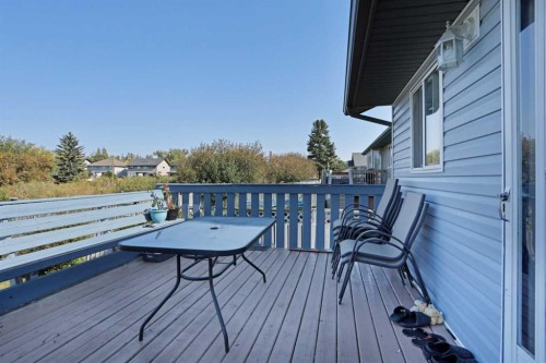 60 Pleasant Park Road West, Brooks, AB - Outdoor With Exterior