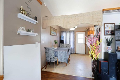 60 Pleasant Park Road West, Brooks, AB - Indoor Photo Showing Other Room