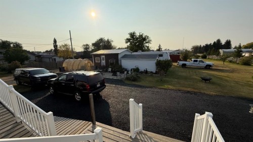 219 1 Avenue East, Youngstown, AB - Outdoor