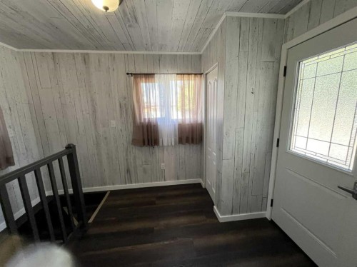 126 Harris Road, Taber, AB - Indoor Photo Showing Other Room