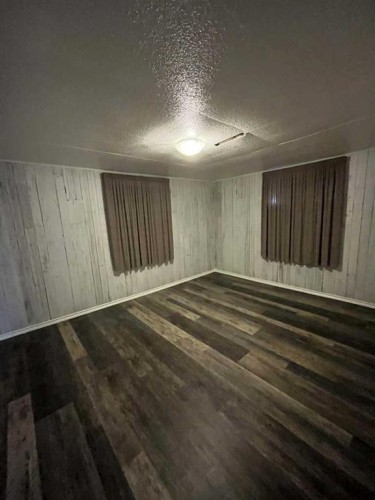 126 Harris Road, Taber, AB - Indoor Photo Showing Other Room