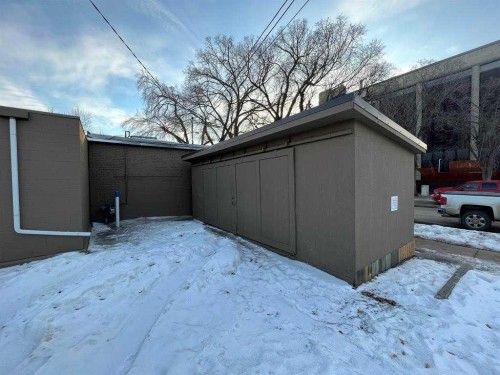 120A 3 Avenue East, Drumheller, AB 