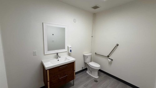 1-5511 50 Avenue, Red Deer, AB 