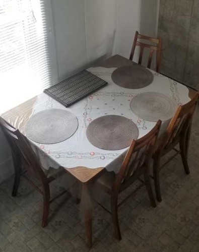 120 Main Street, Michichi, AB - Indoor