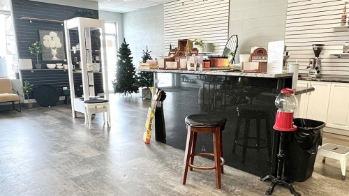 113 Main St, Oyen, AB 