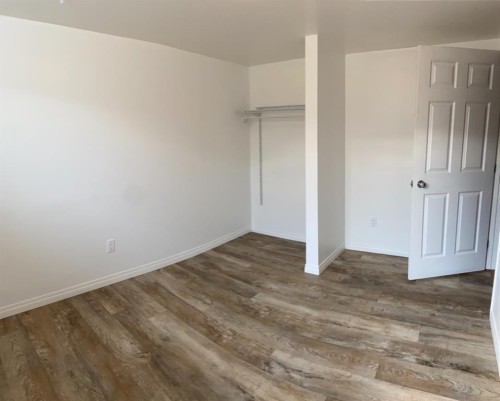 48 Hunts Crescent, Drumheller, AB - Indoor Photo Showing Other Room