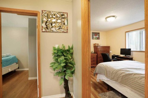 144 Upland Boulevard, Brooks, AB - Indoor Photo Showing Bedroom