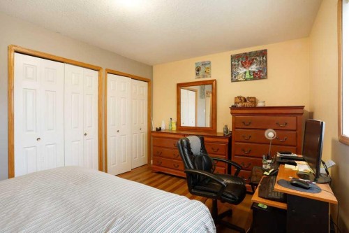 144 Upland Boulevard, Brooks, AB - Indoor Photo Showing Bedroom