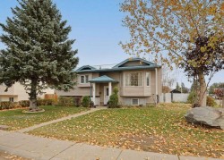 144 upland Boulevard  Brooks, AB T1R 0R3
