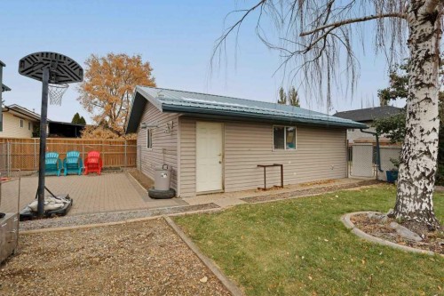 144 Upland Boulevard, Brooks, AB - Outdoor